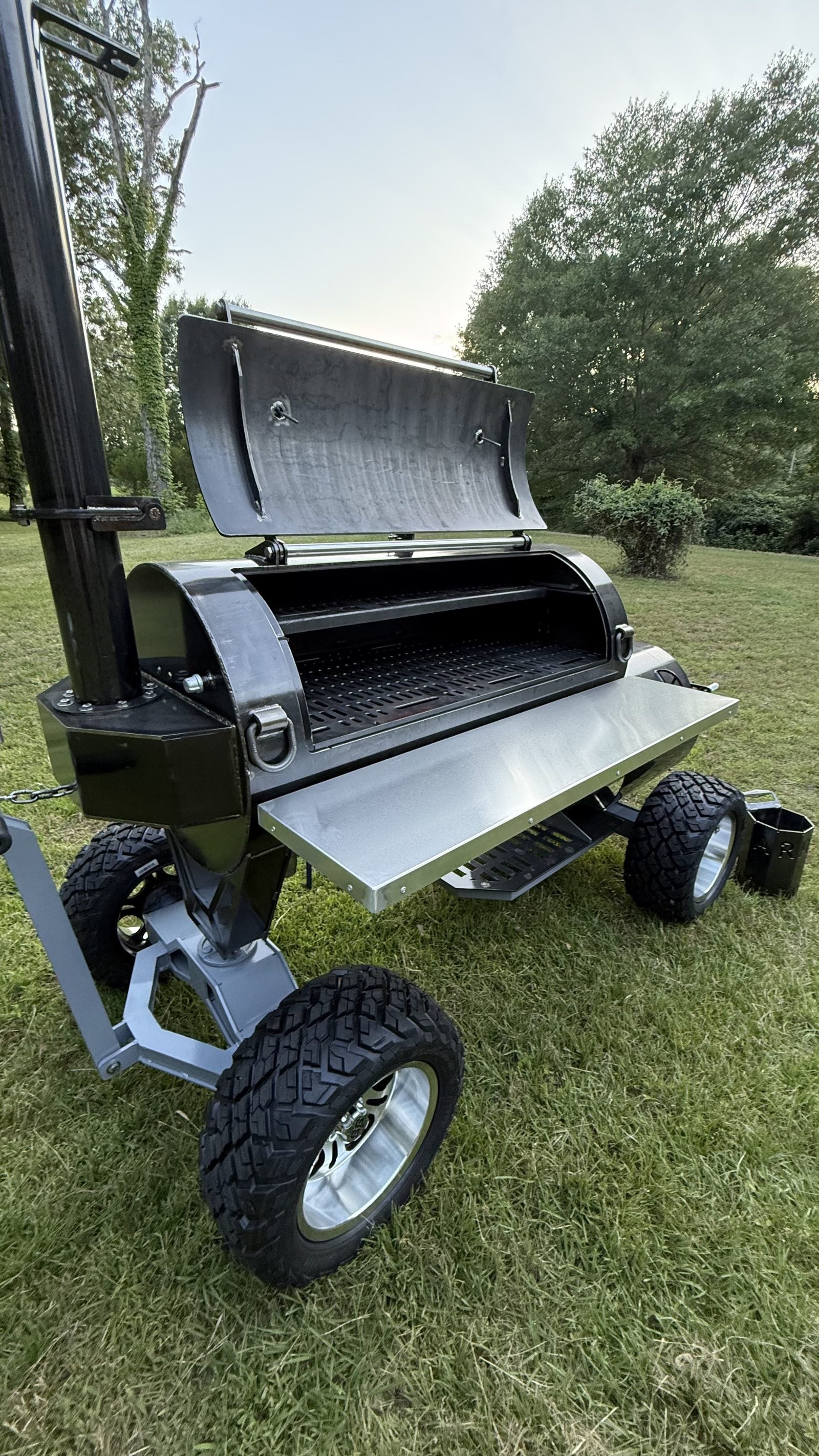 94-Gallon Offset Smoker (Off-Road Edition)